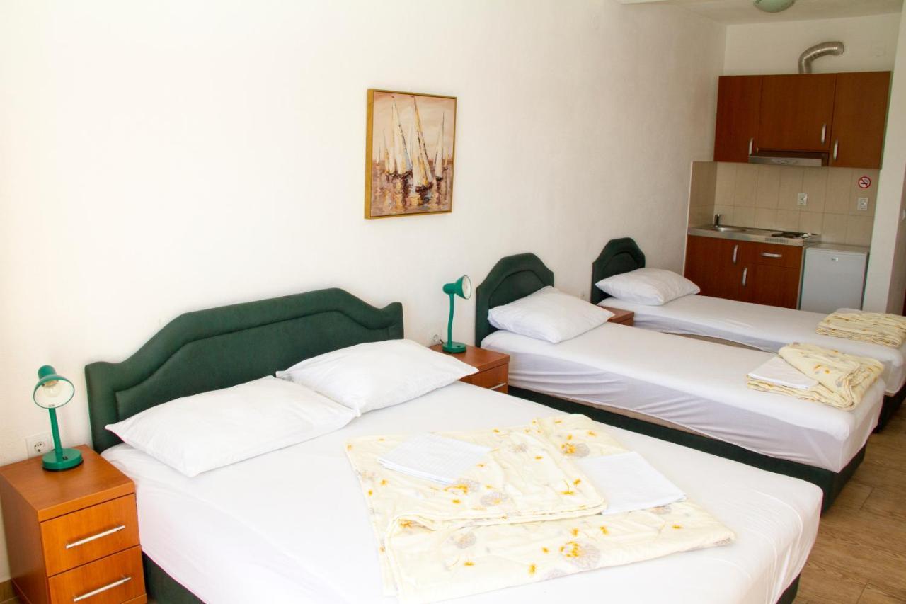 Apartament Galija *